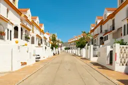 Alrededores