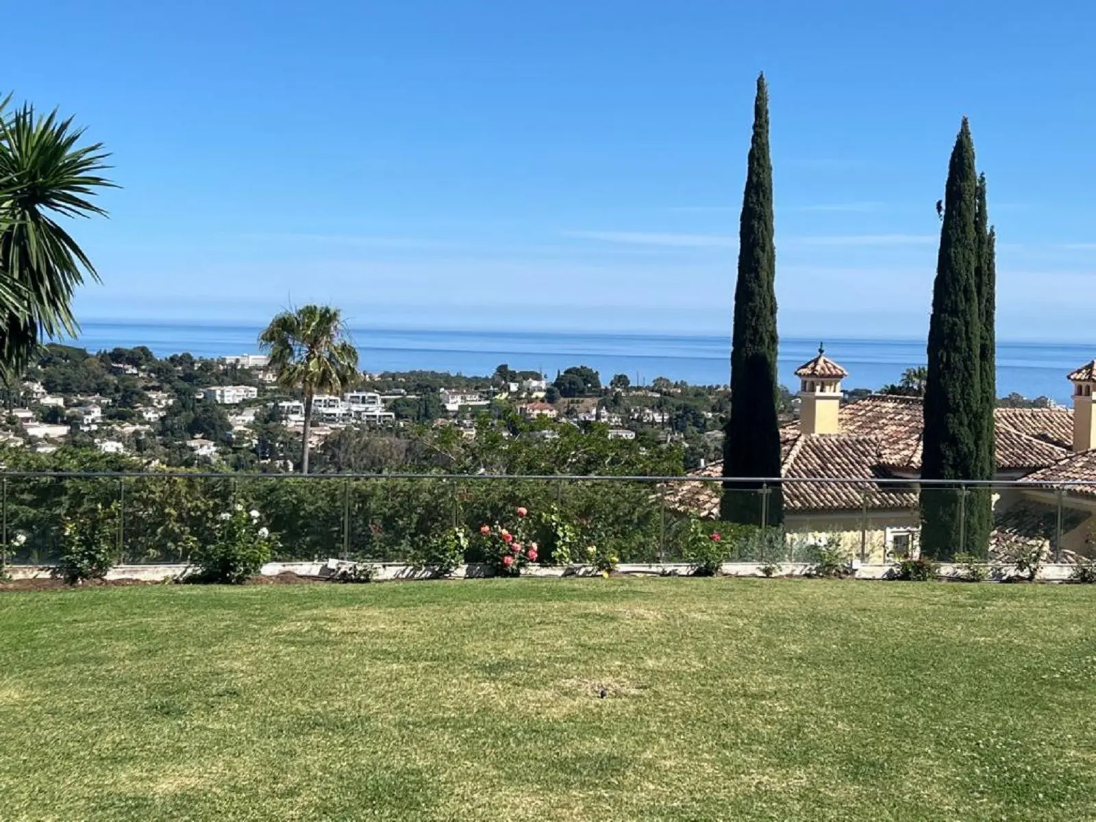 Villa in El Paraíso, Estepona