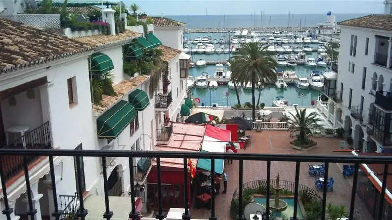 Penthouse in La Duquesa, Manilva