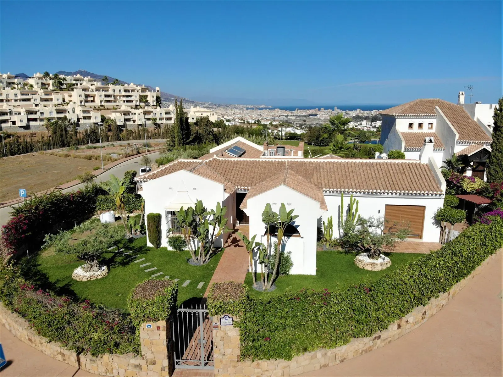 Villa en Cerros del Águila, Mijas