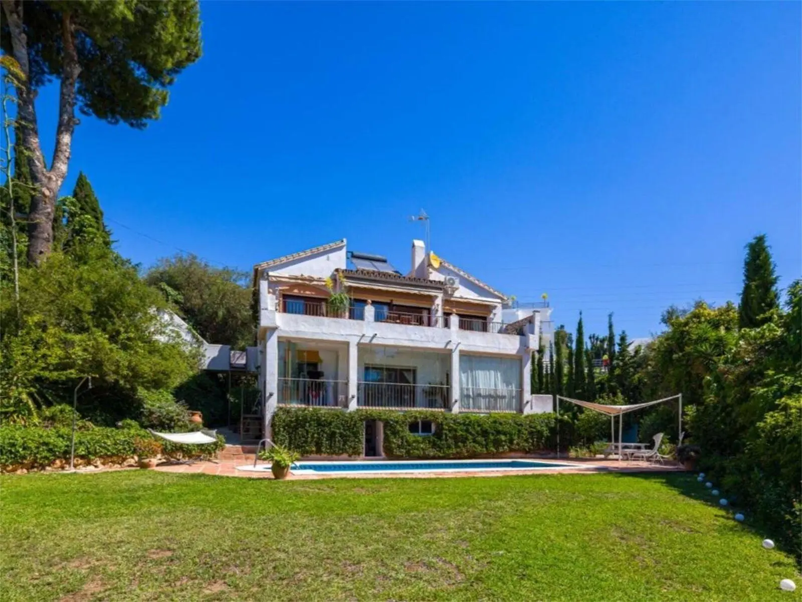 Villa à El Rosario, Marbella