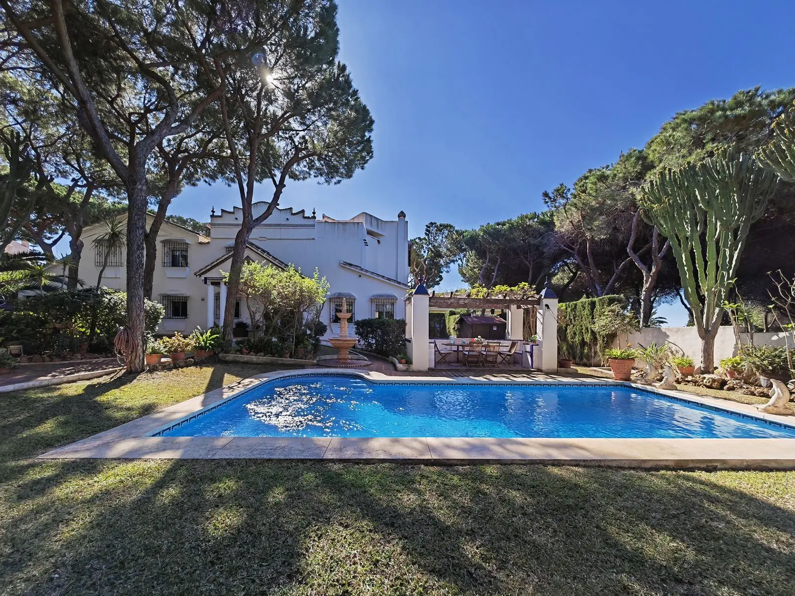 Villa à Marbesa, Marbella