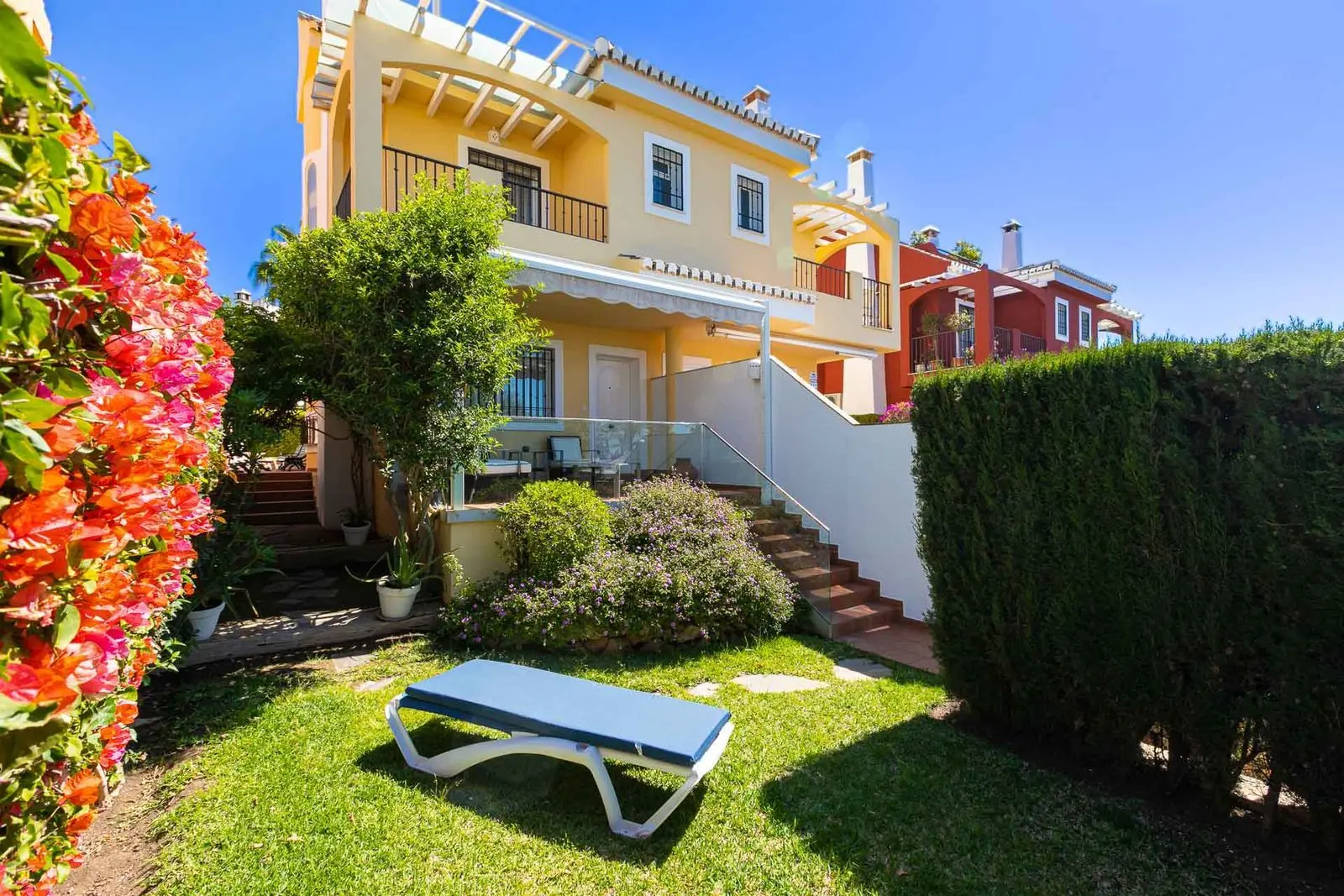 Casa pareada en Costabella, Marbella
