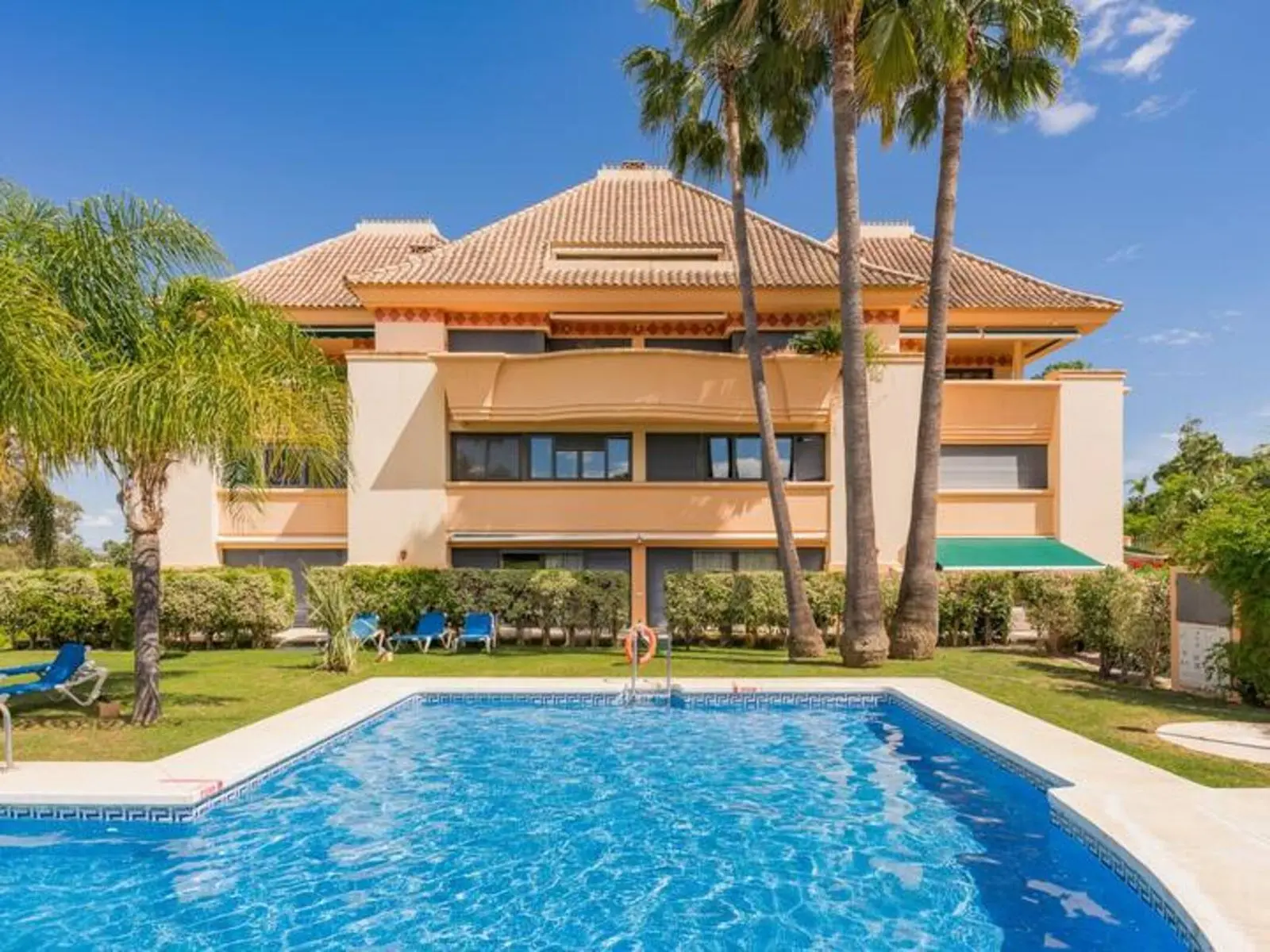 Appartement à Nueva Andalucía, Marbella