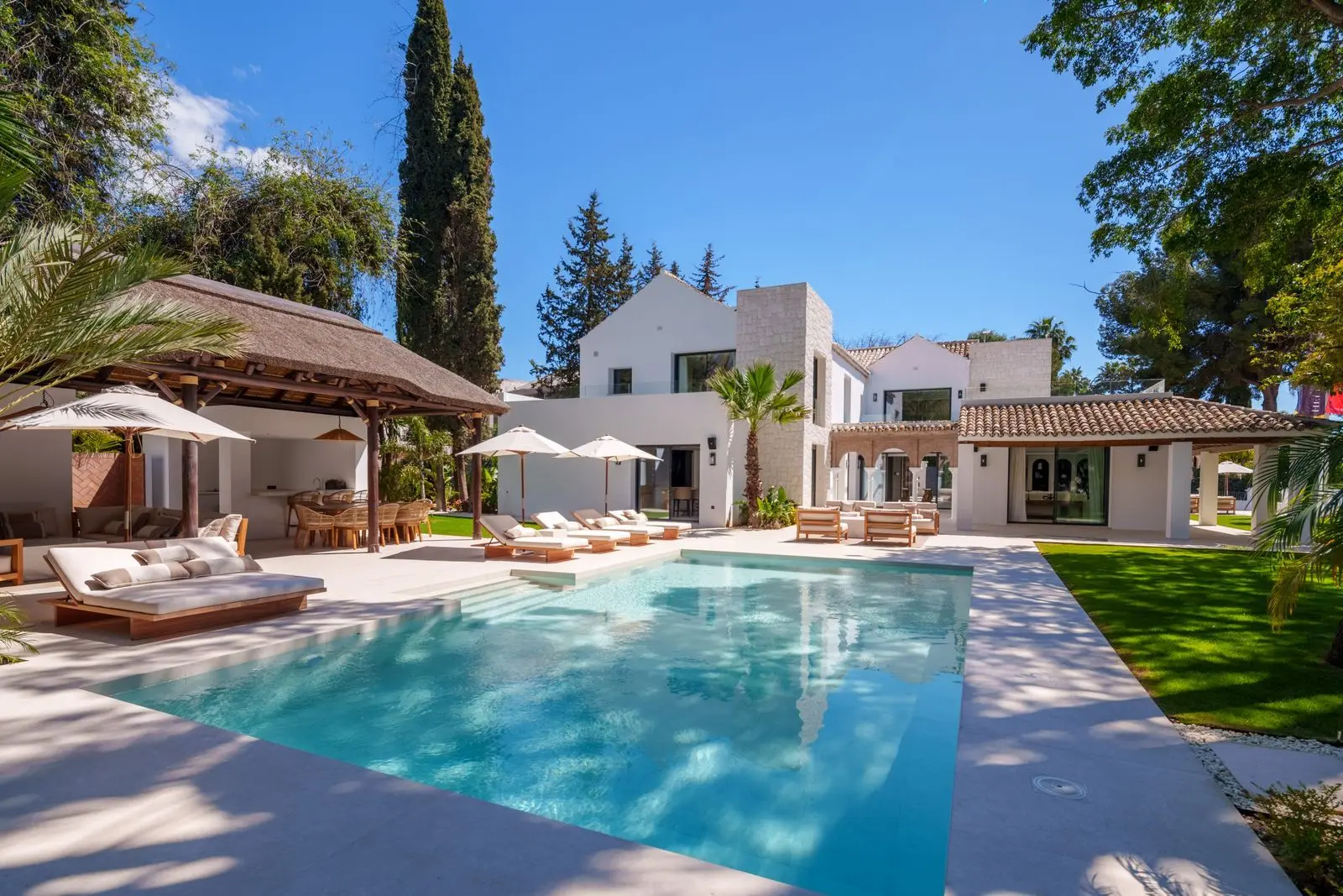 Villa in Nueva Andalucía, Marbella