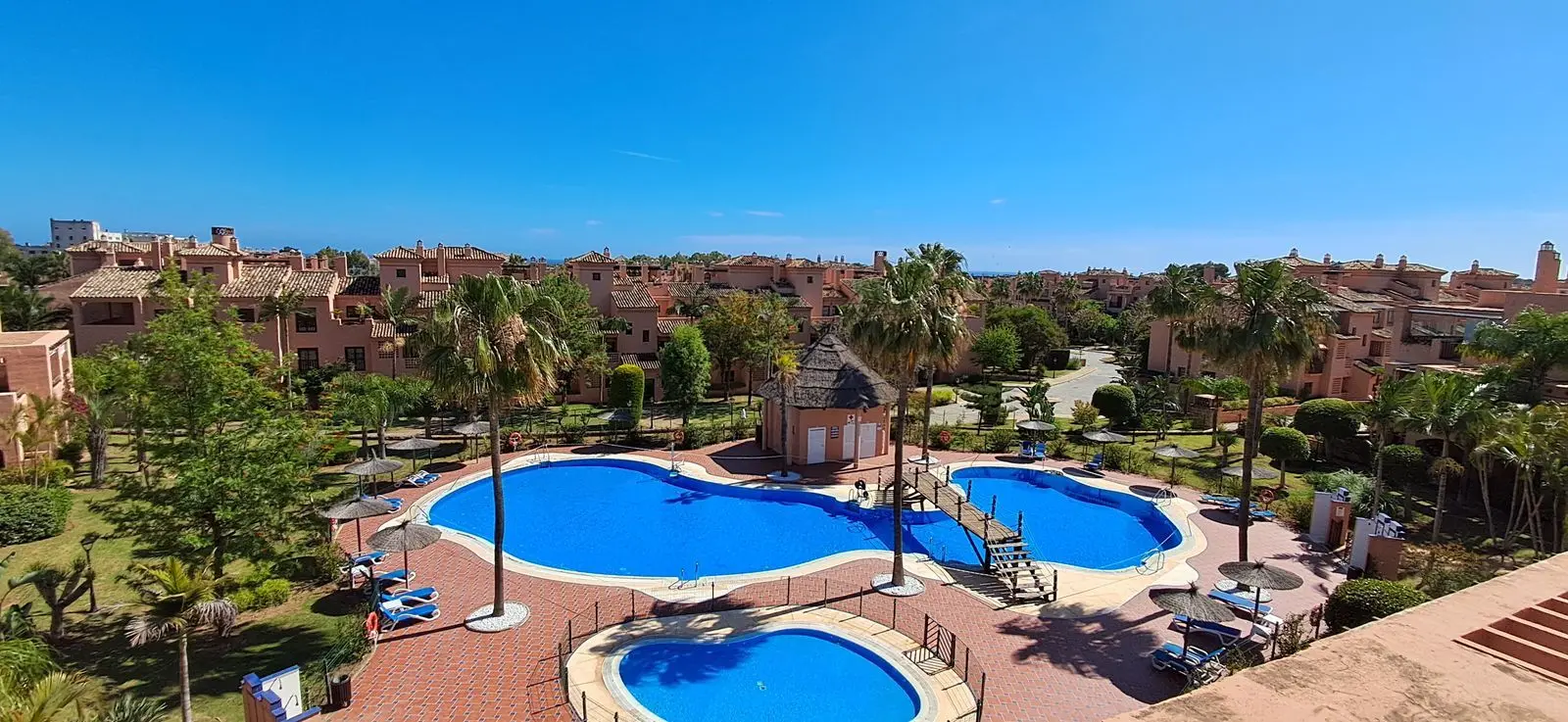 顶层公寓 · New Golden Mile, Estepona