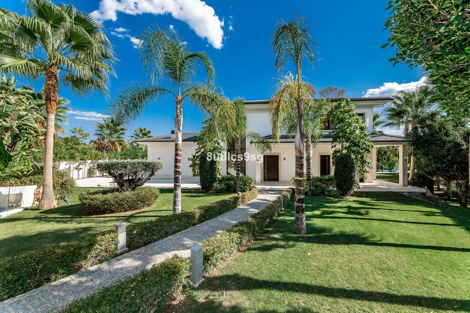 Villa in Nueva Andalucía, Marbella