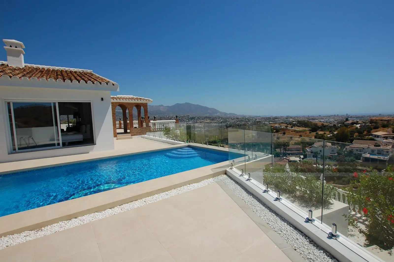 Villa en Cerros del Águila, Mijas