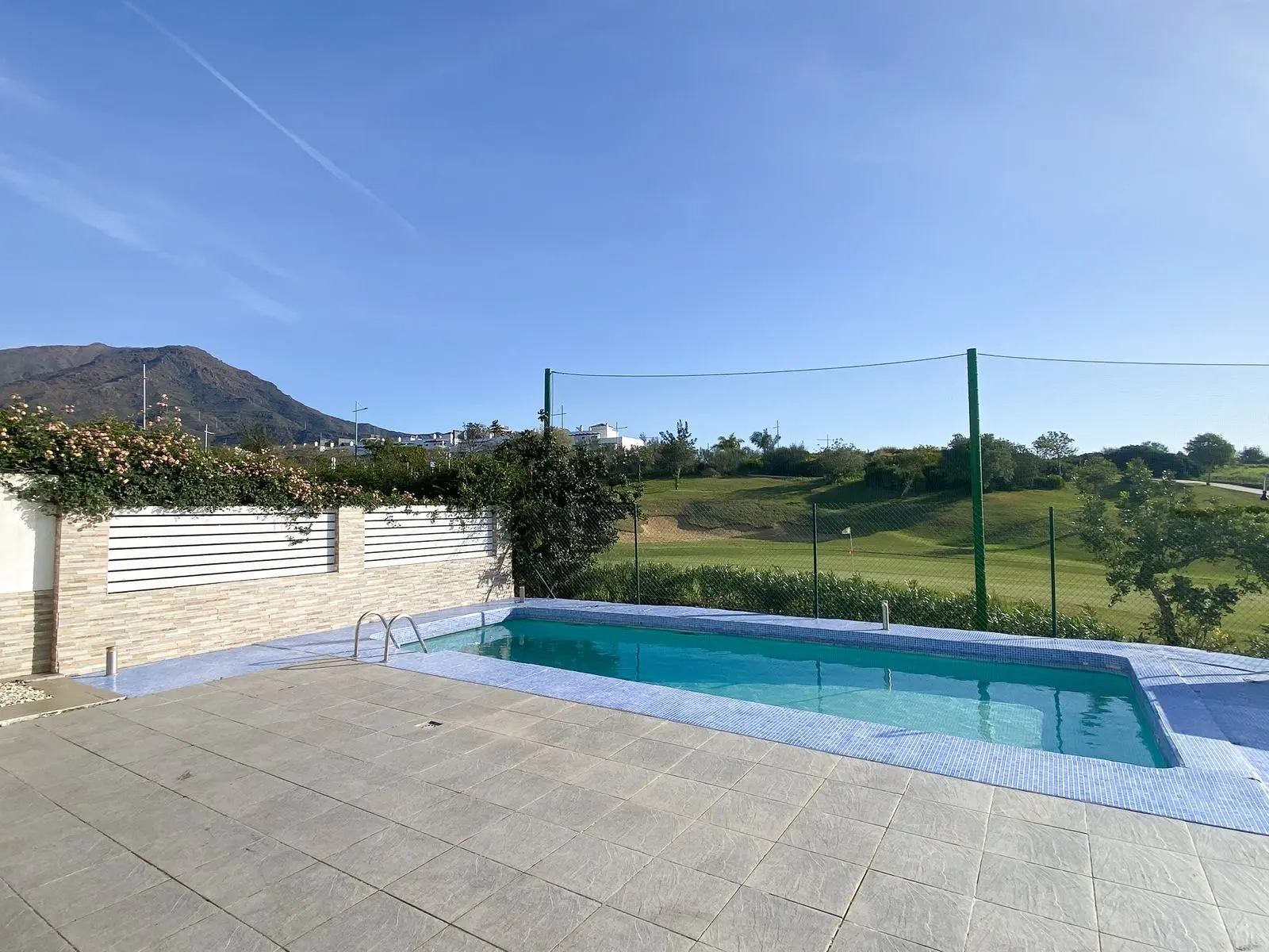 Casa pareada en Valle Romano, Estepona