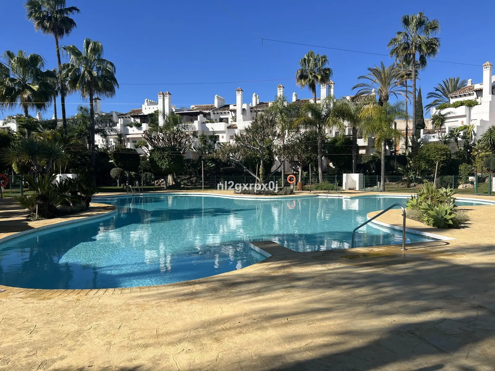 Casa pareada en Costalita, Estepona