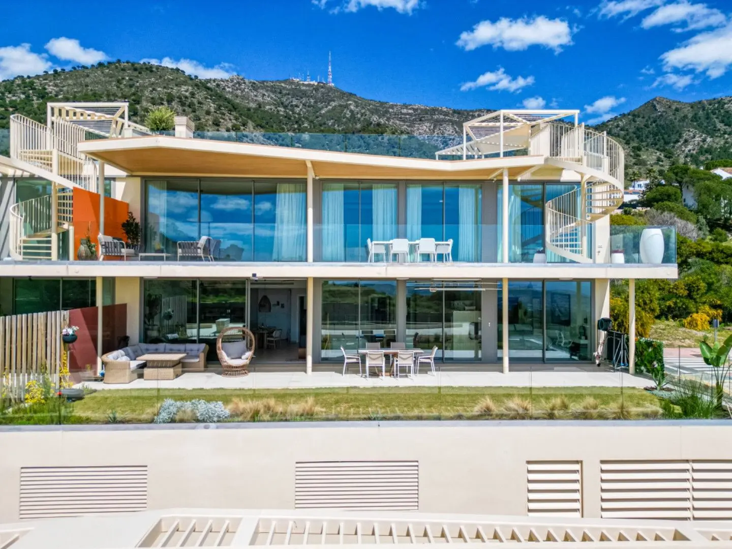 Apartamento bajo en Fuengirola