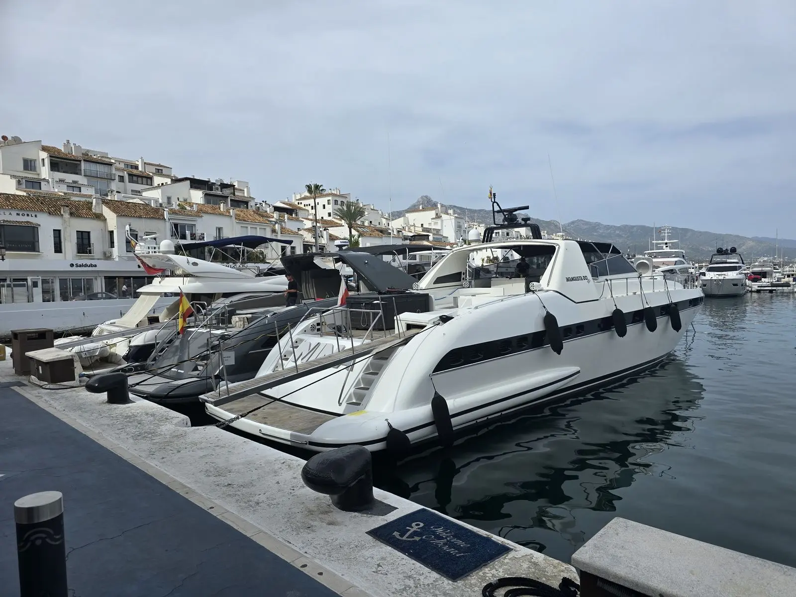 Garage à Puerto Banús, Marbella