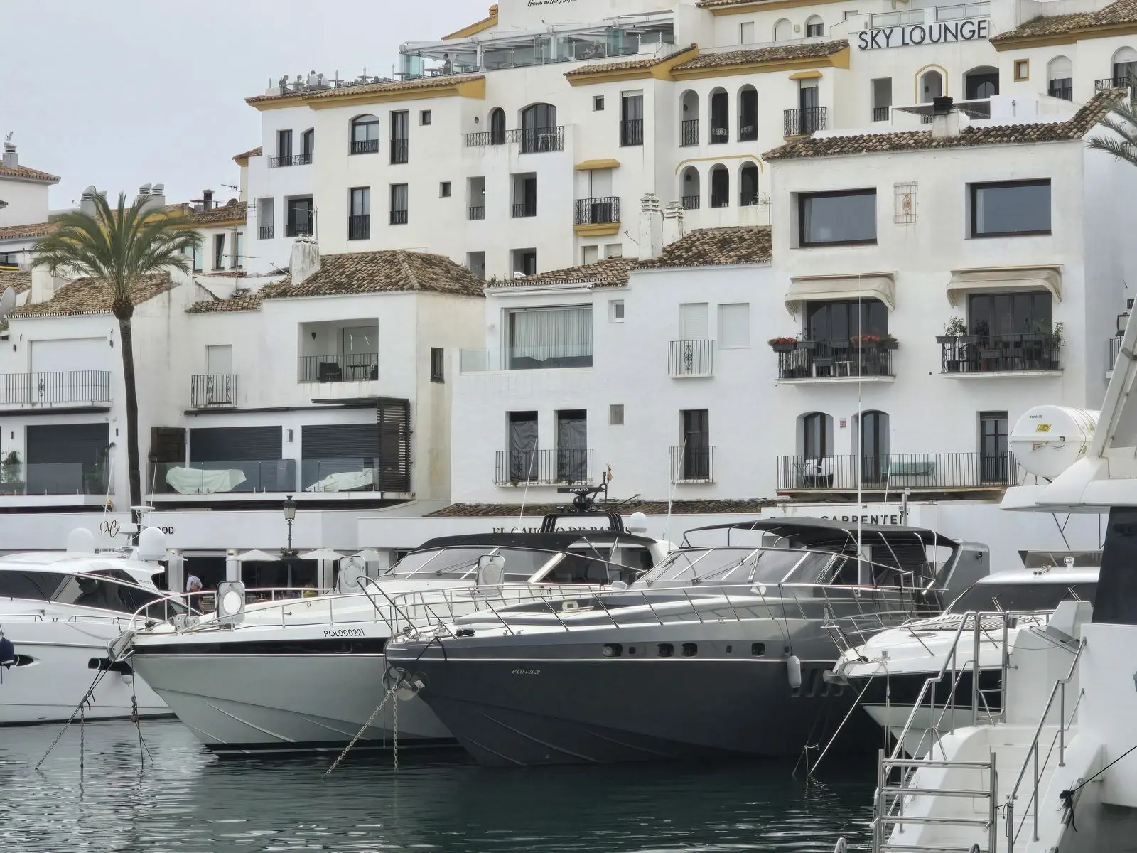 Garage à Puerto Banús, Marbella