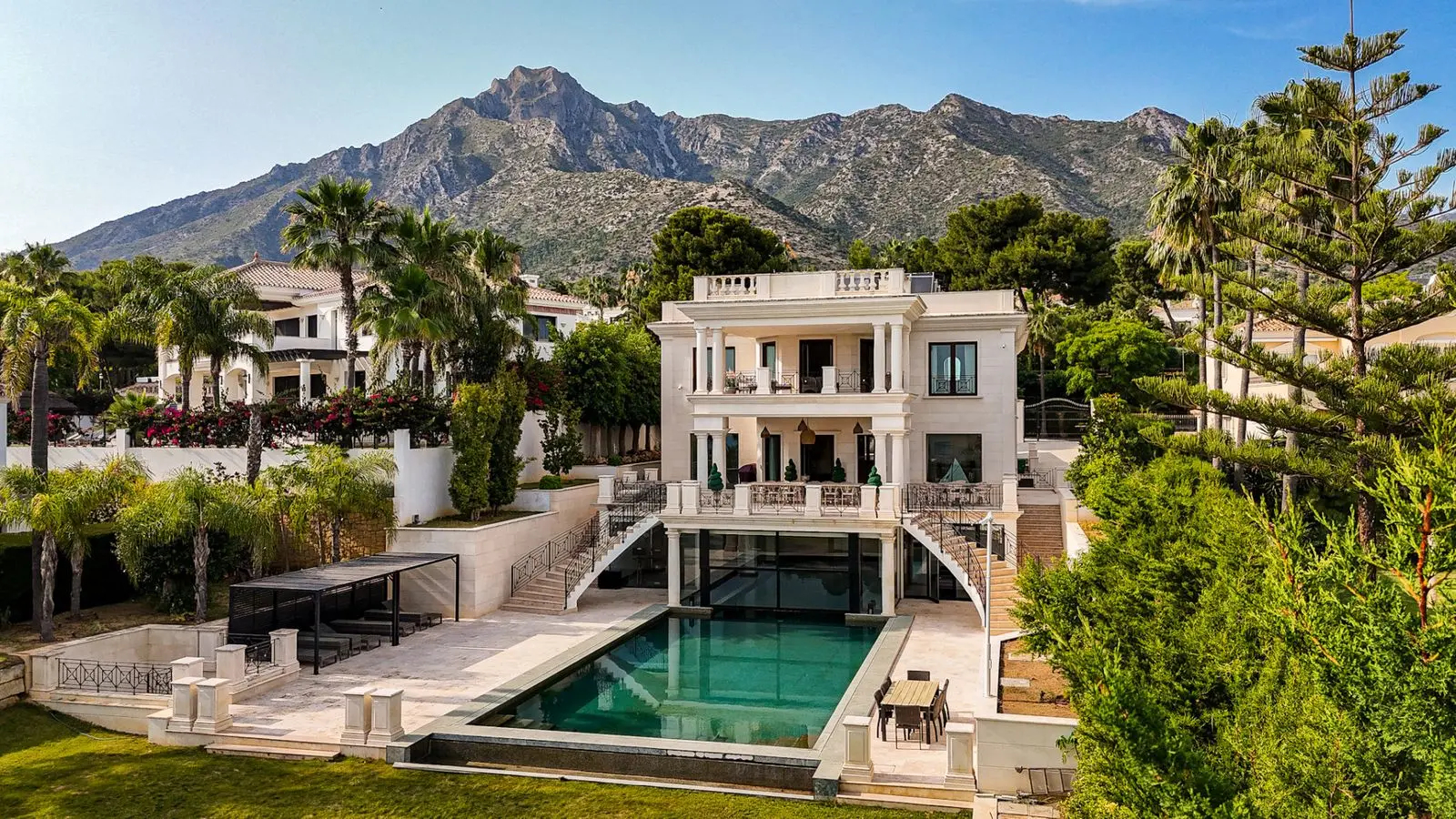 Villa in Sierra Blanca, Marbella