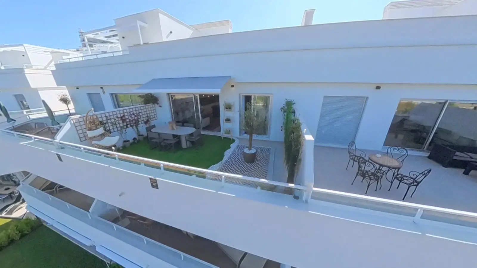 Penthouse w New Golden Mile, Estepona