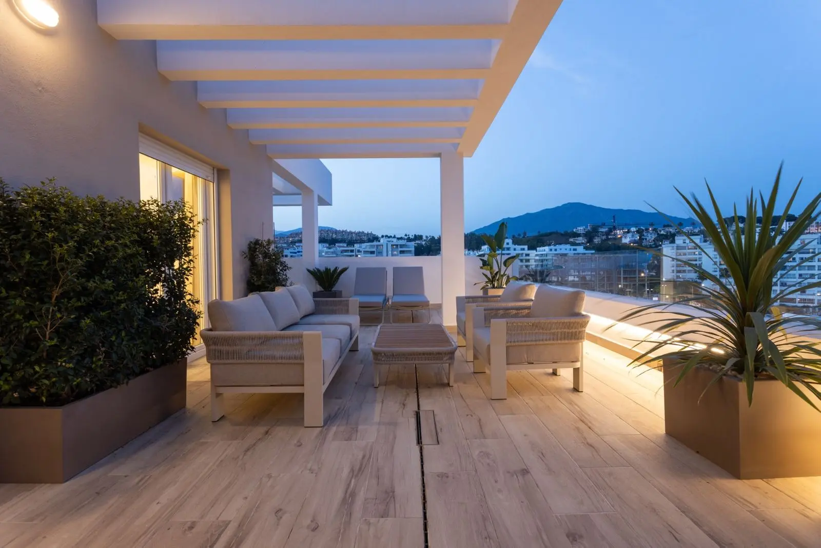Appartement à Nueva Andalucía, Marbella