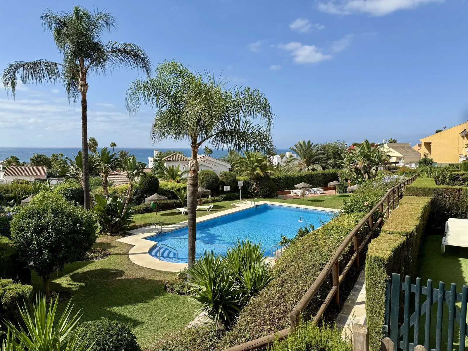 Villetta bifamiliare a Elviria, Marbella