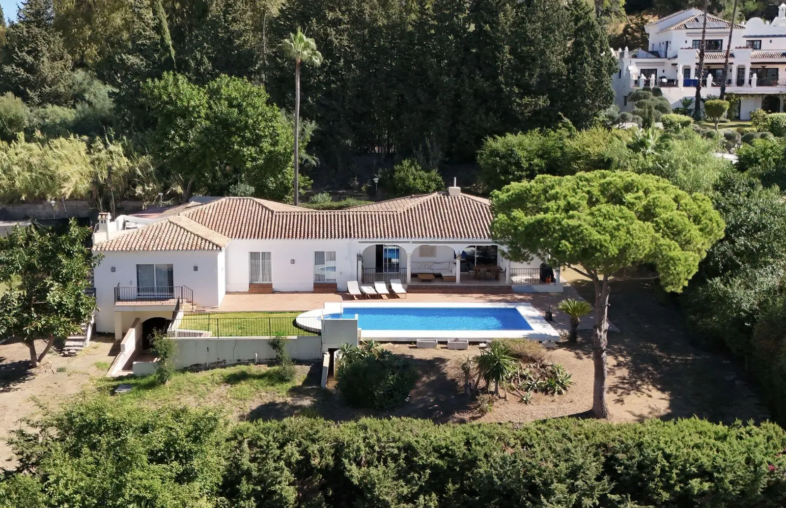 Villa en El Paraíso, Estepona