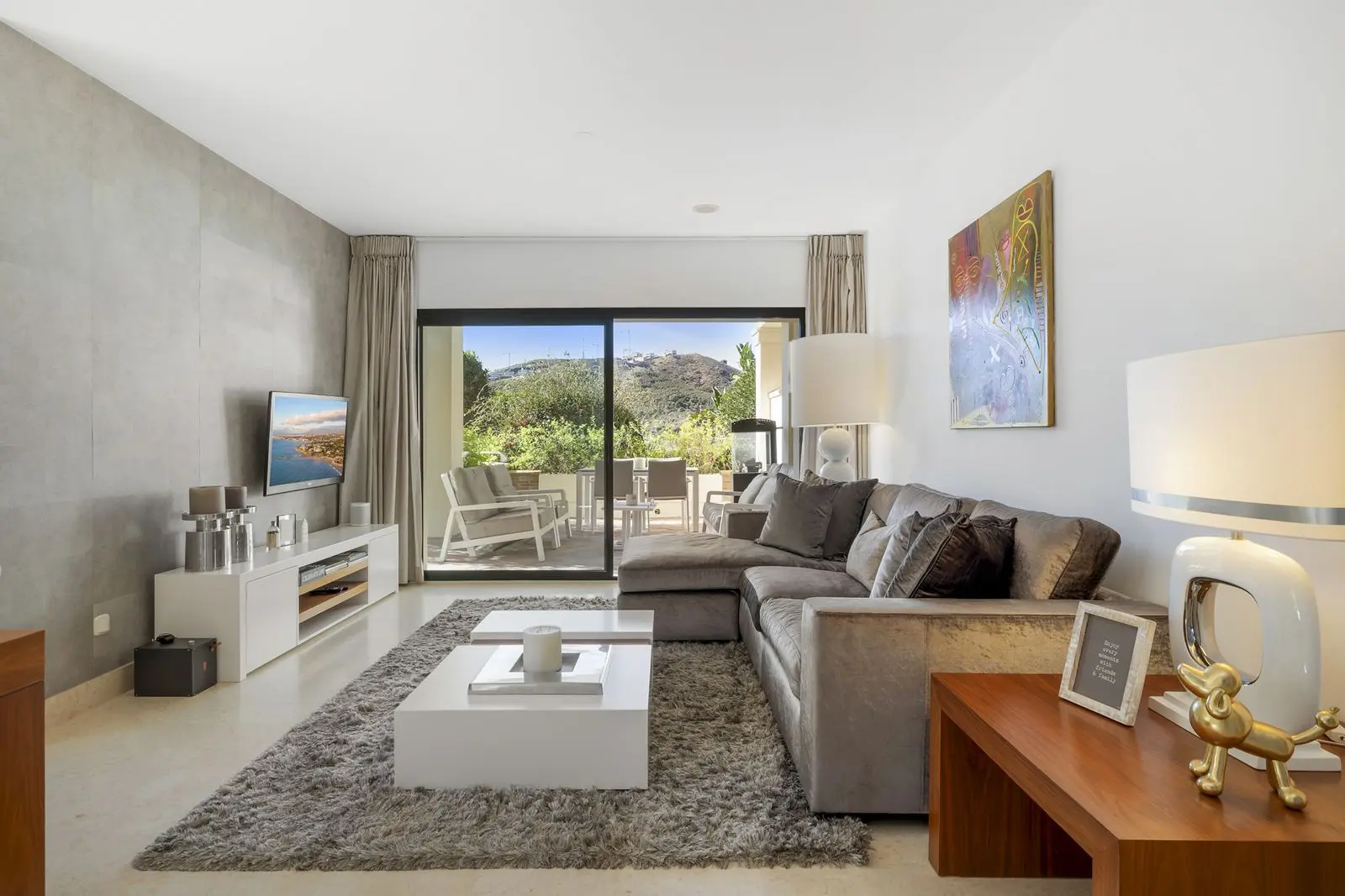 Apartamento bajo en Benahavís