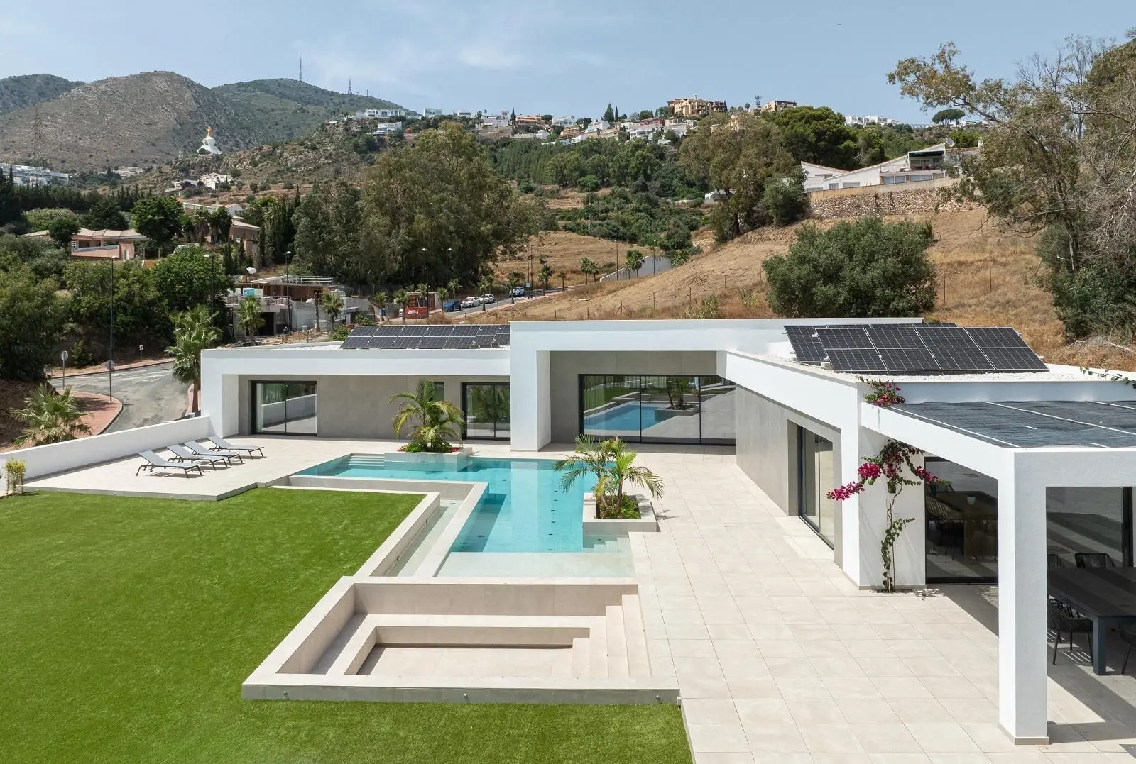 Villa in Benalmádena Costa, Benalmádena