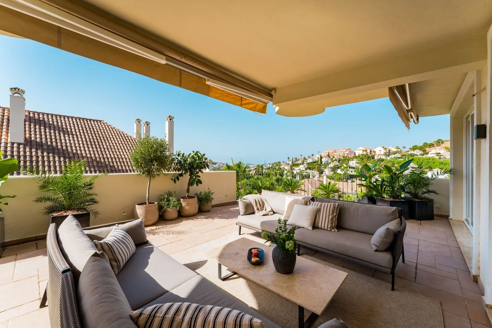 Appartement à Nueva Andalucía, Marbella
