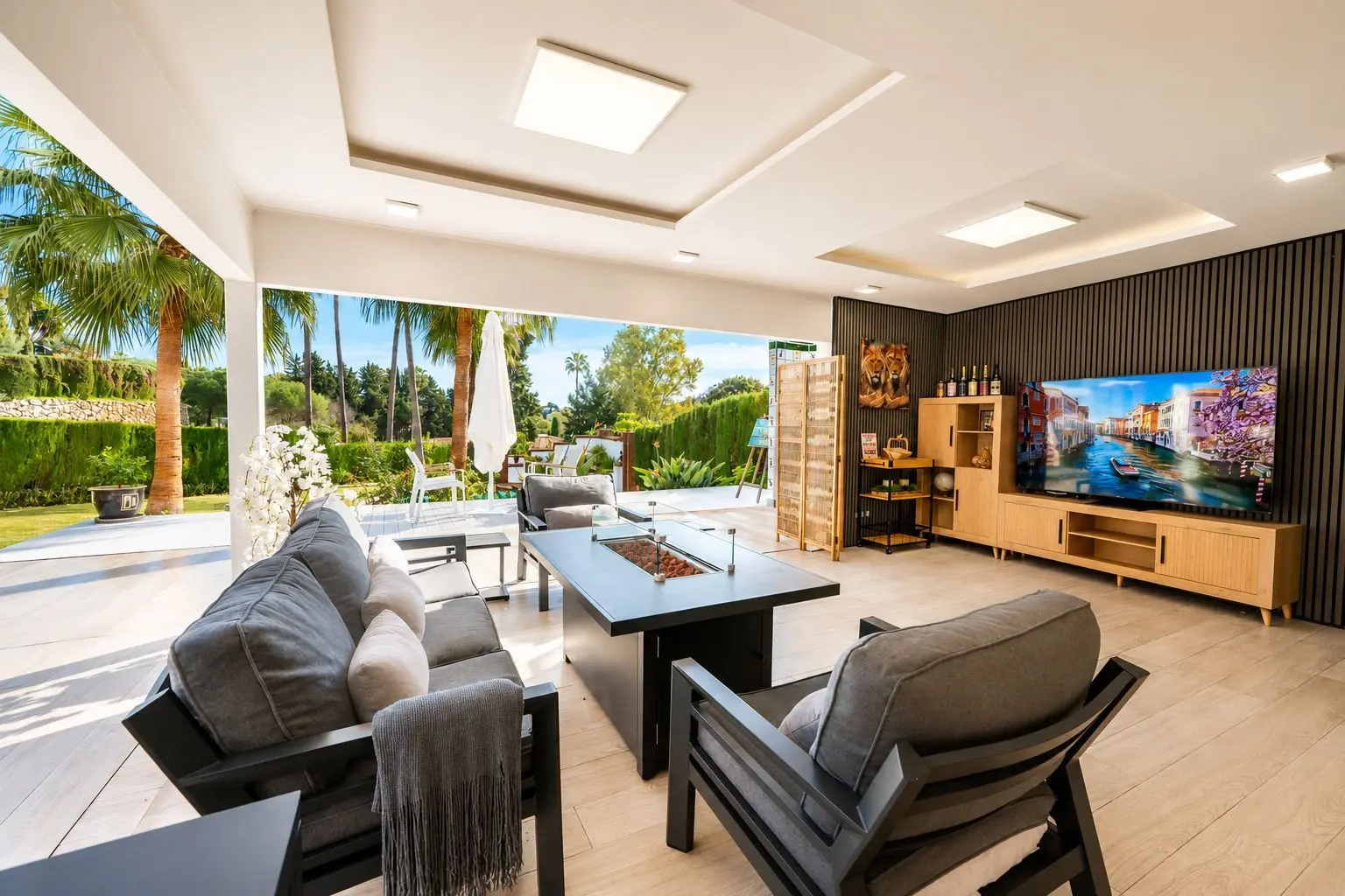 Villa in El Paraíso, Estepona