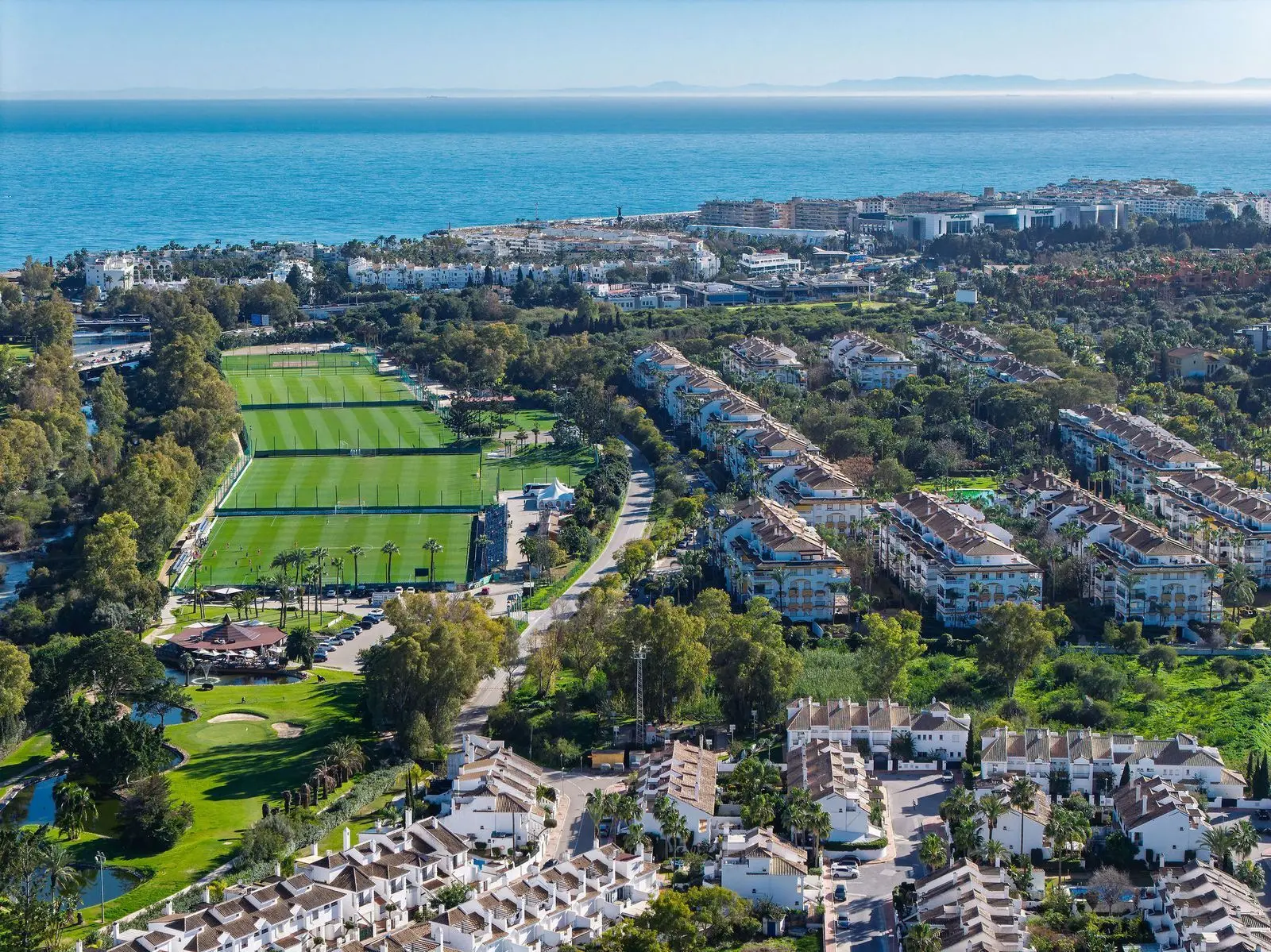 Maison mitoyenne à Nueva Andalucía, Marbella