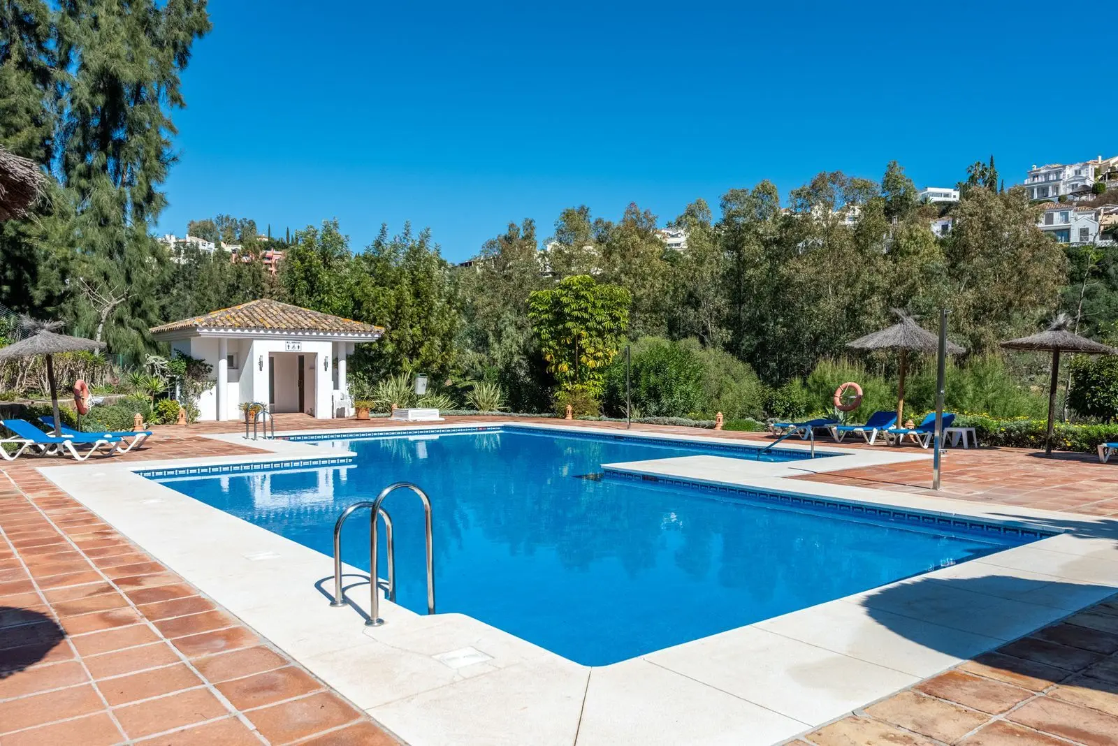 Penthouse w Los Arqueros, Benahavís