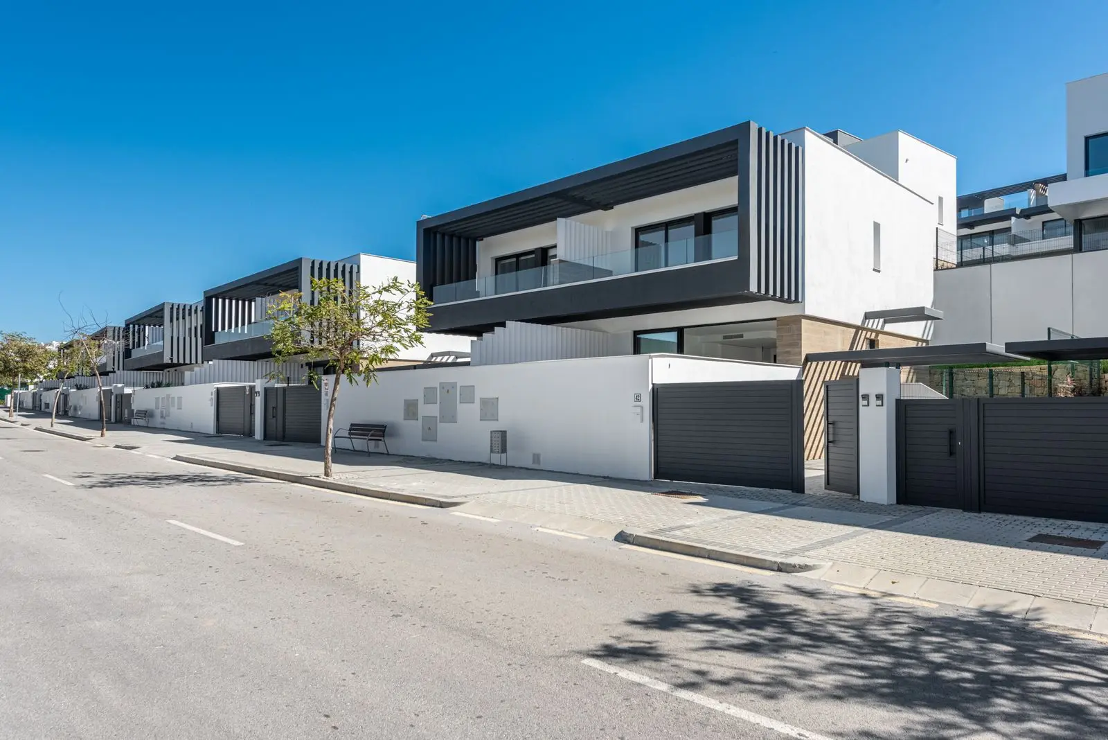 Casa pareada en Atalaya, Estepona