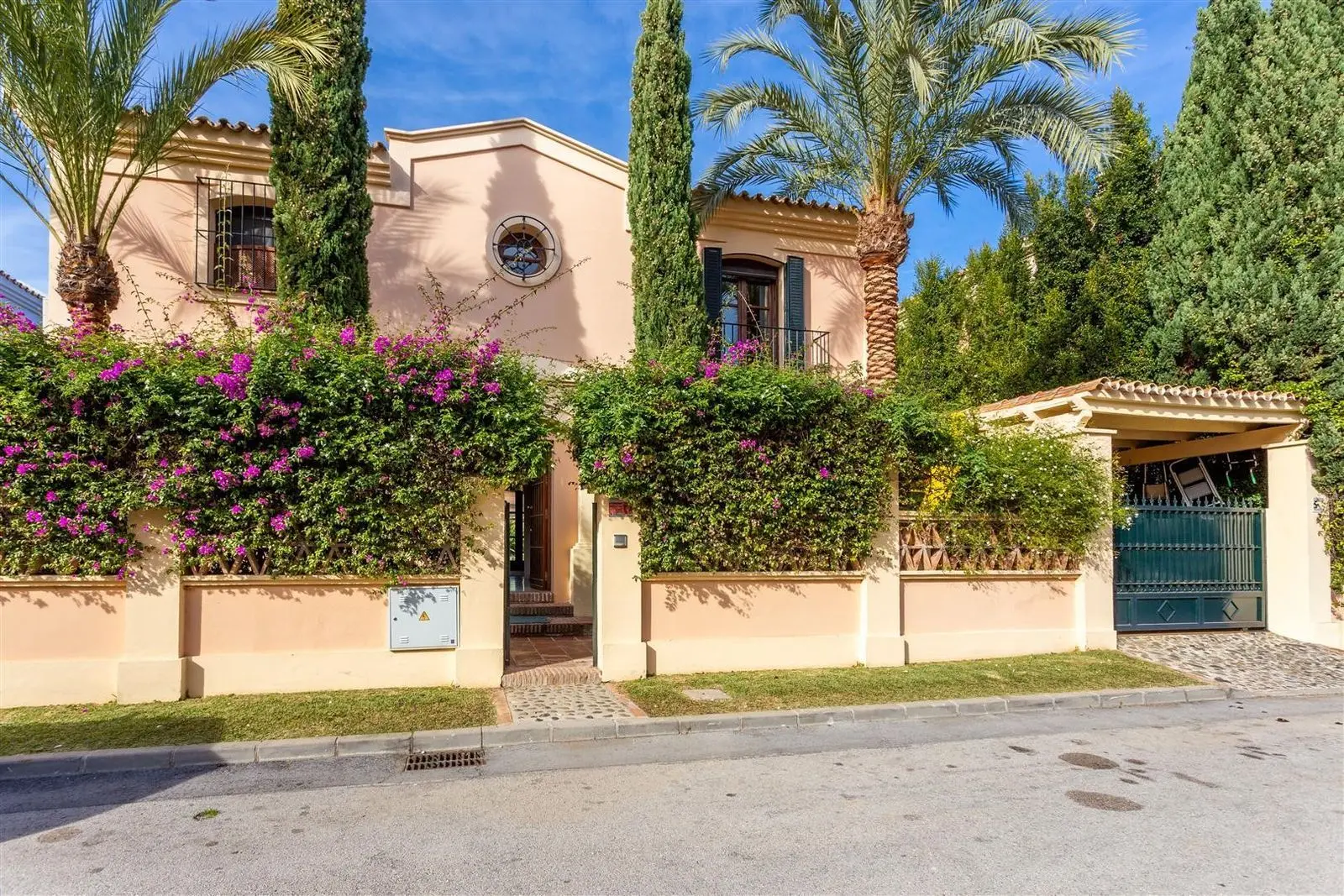 Villa en Guadalmina Alta, Marbella