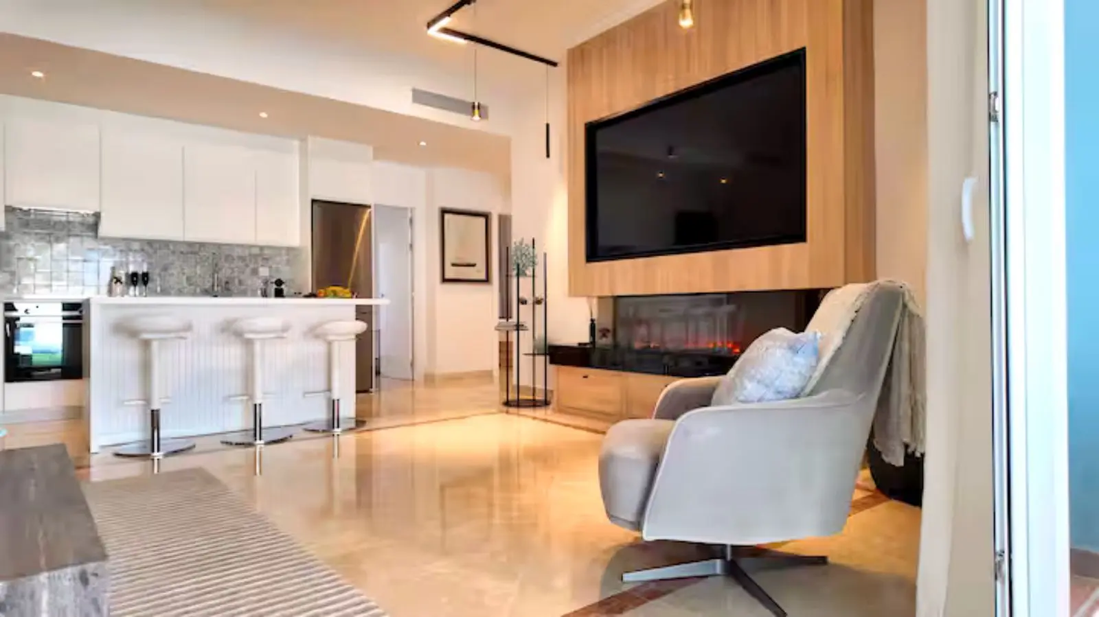 Apartamento bajo en El Paraíso, Estepona