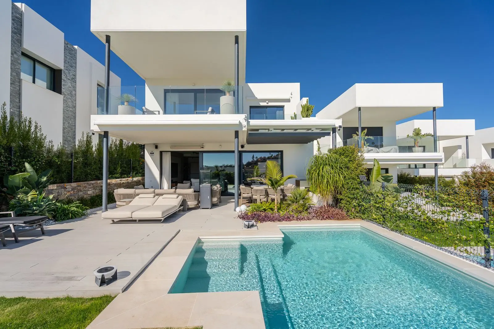 Casa pareada en Santa Clara, Marbella