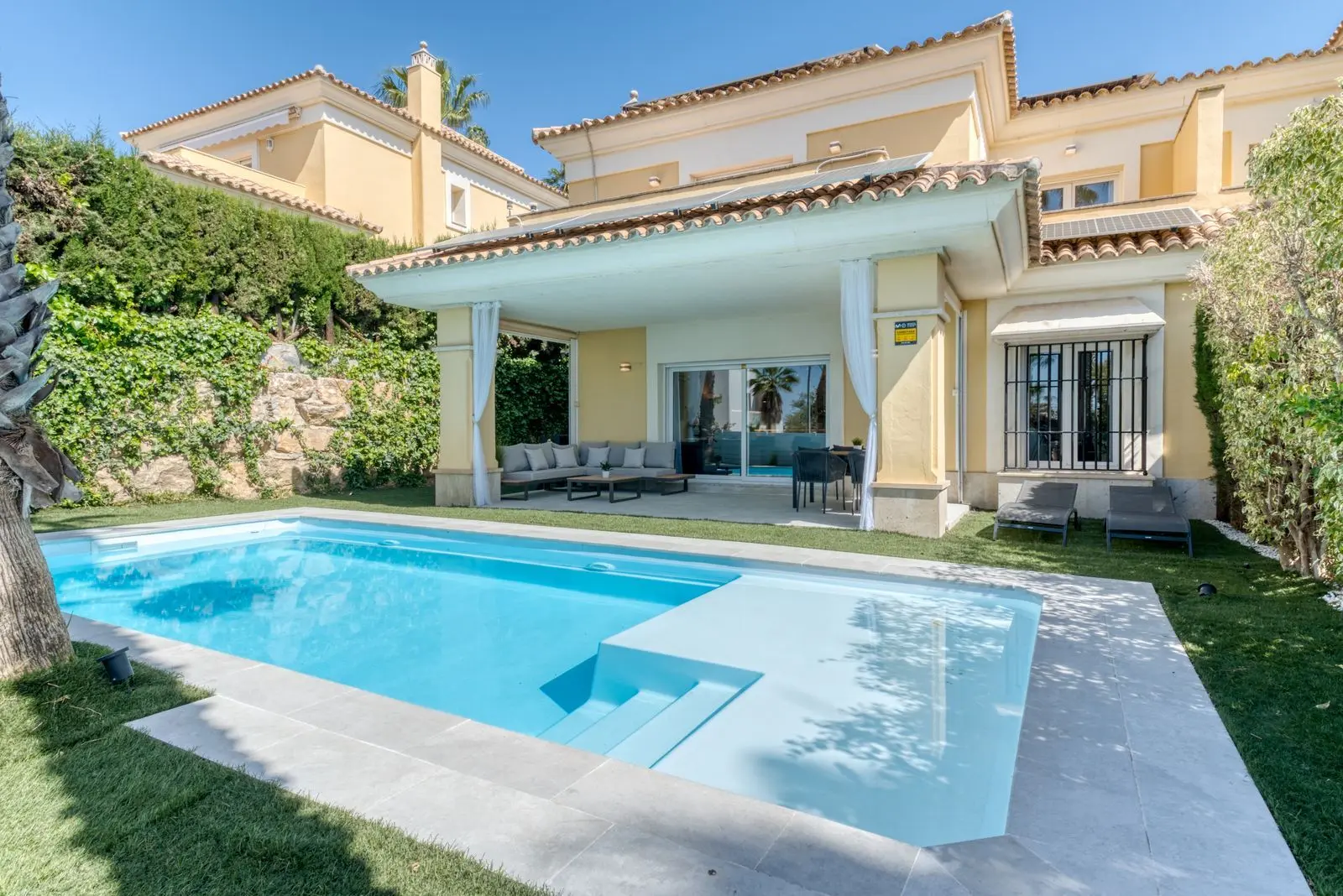Casa pareada en Santa Clara, Marbella