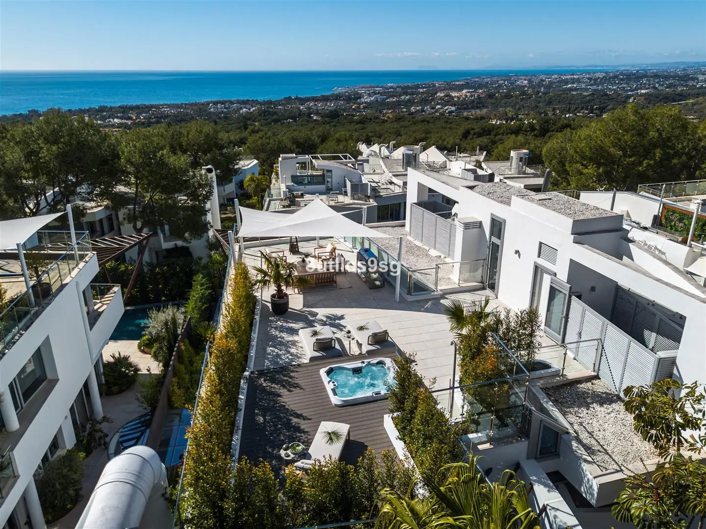 Casa pareada en Sierra Blanca, Marbella