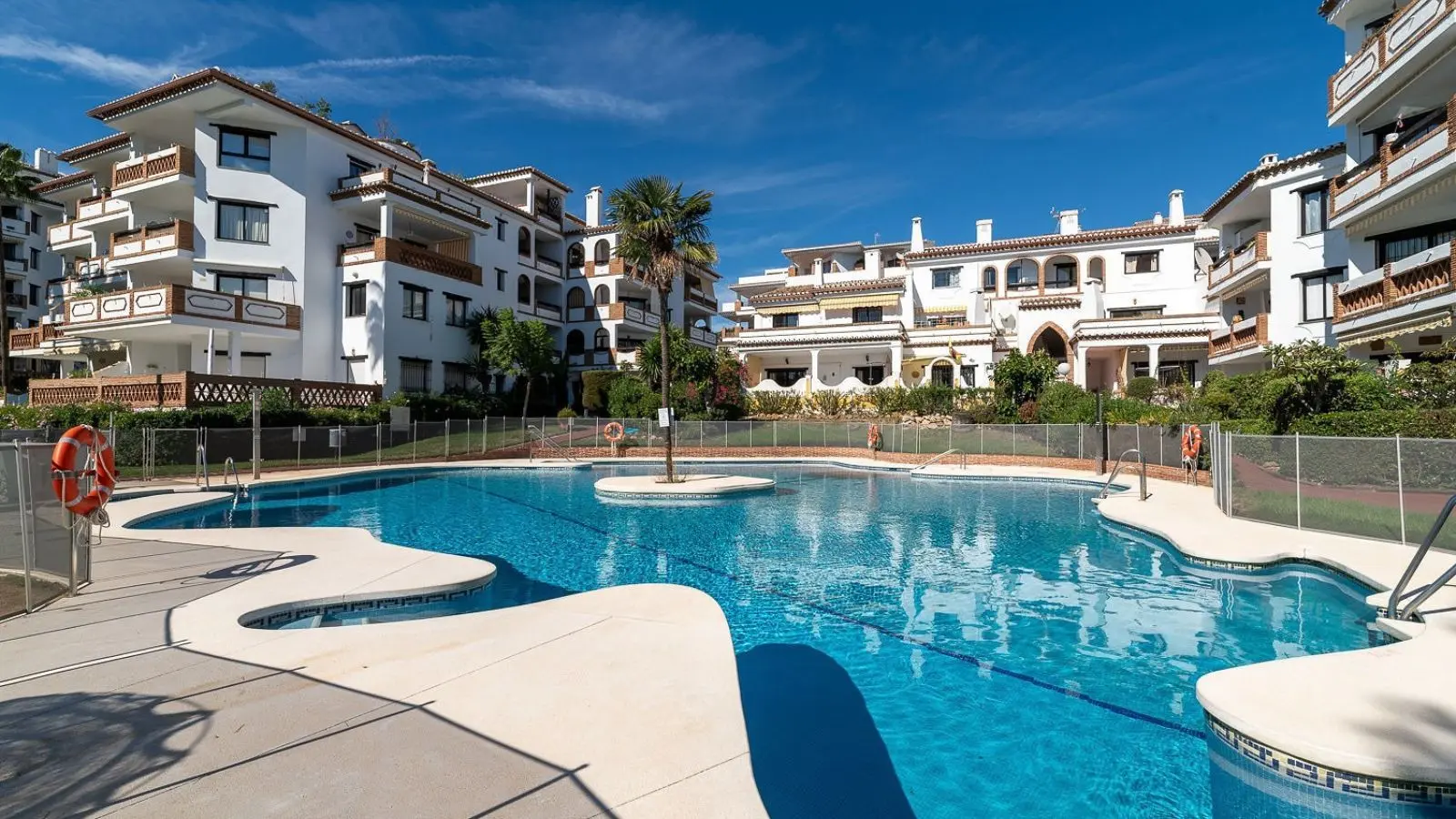 Apartamento bajo en Mijas