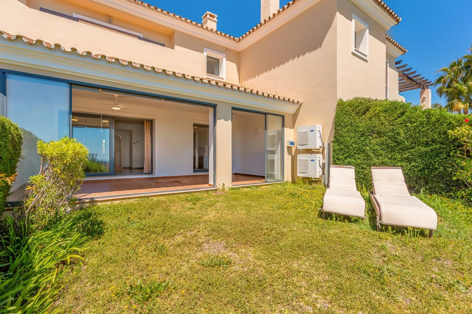 Casa a schiera a Atalaya, Estepona