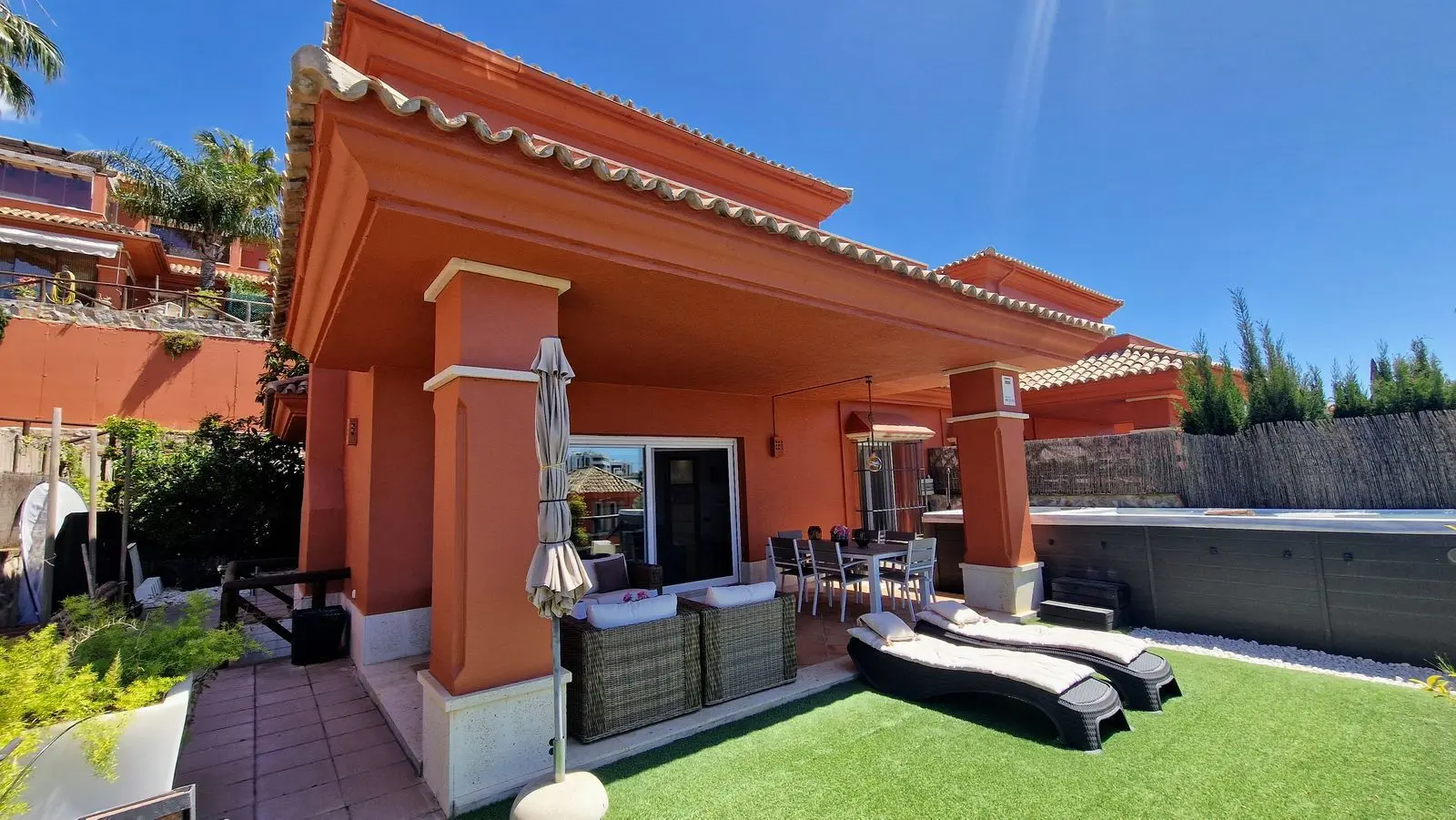 Casa pareada en Santa Clara, Marbella