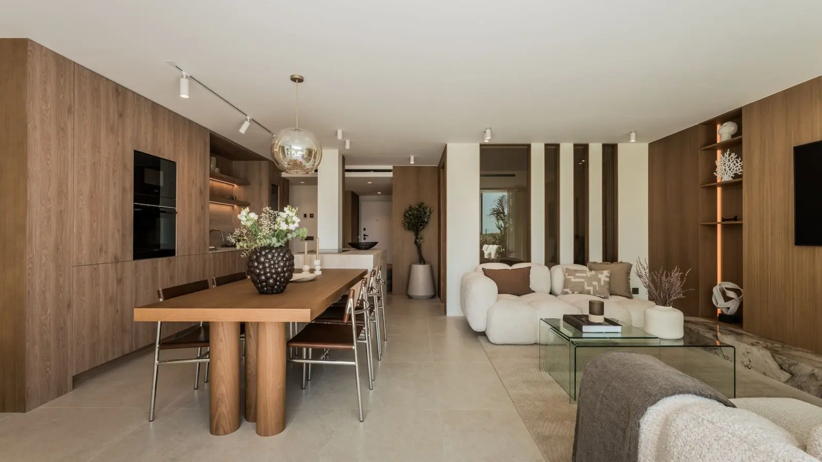 Apartamento bajo en Aloha, Marbella