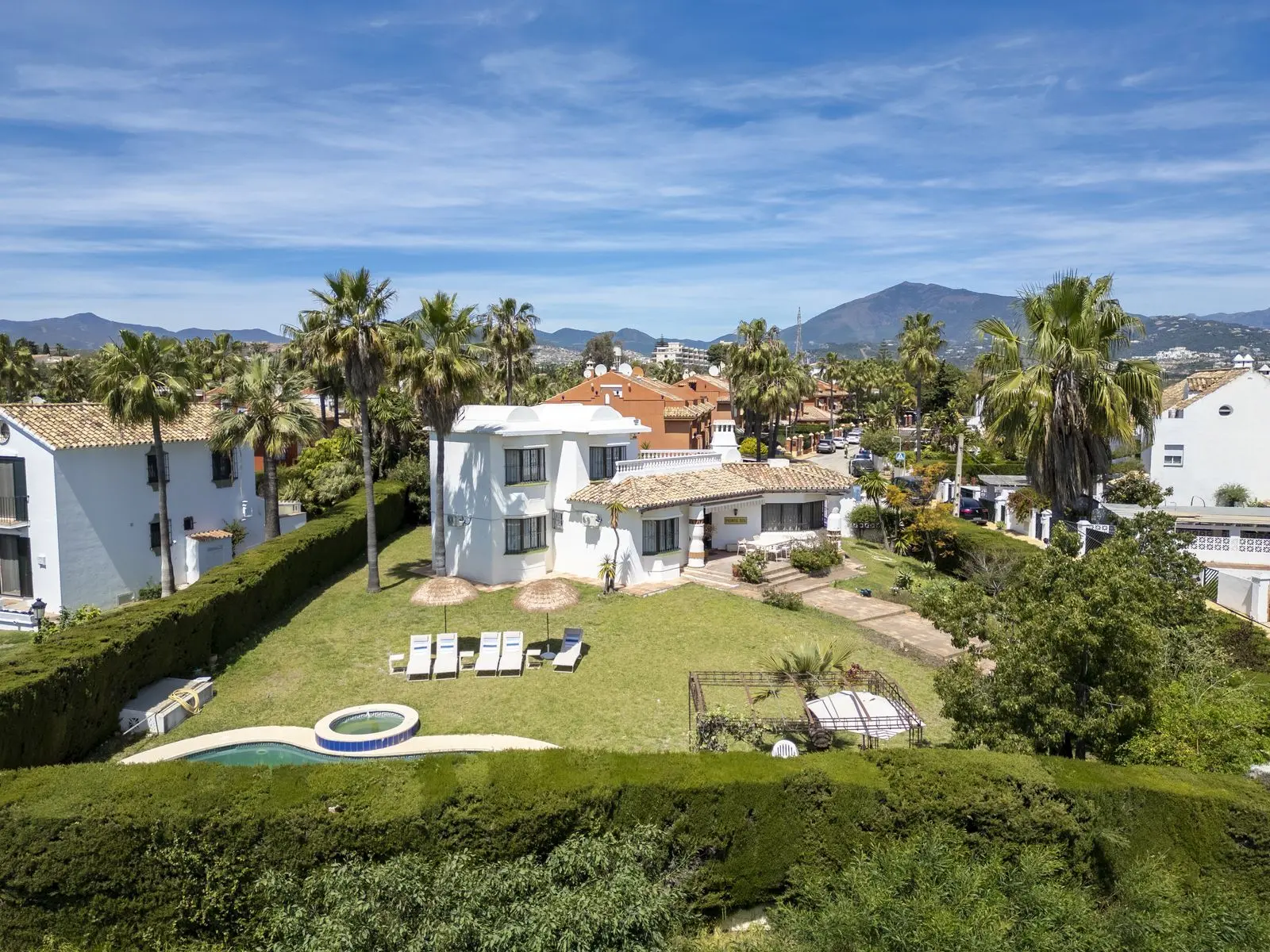 Villa en Atalaya, Estepona