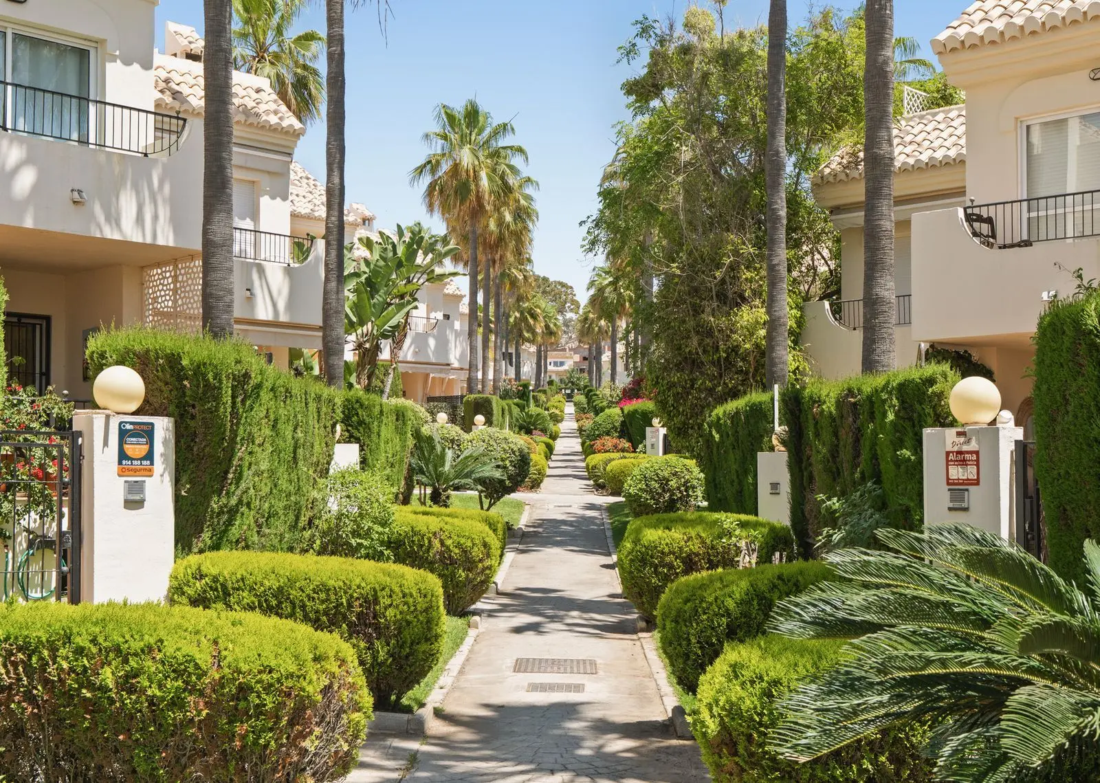 Casa adosada en Costabella, Marbella
