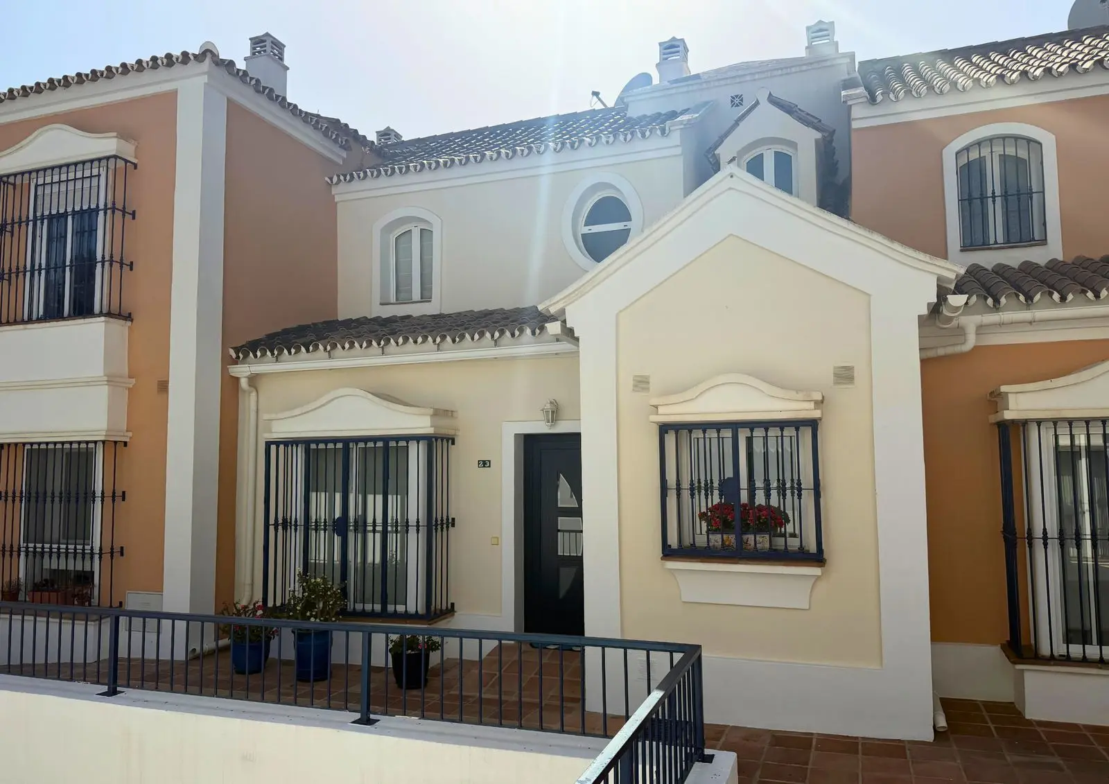 Dom szeregowy w Nueva Andalucía, Marbella