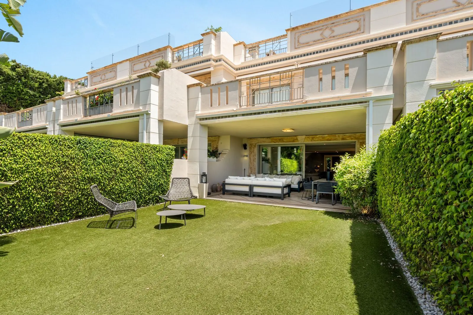 Rijwoning in Sierra Blanca, Marbella