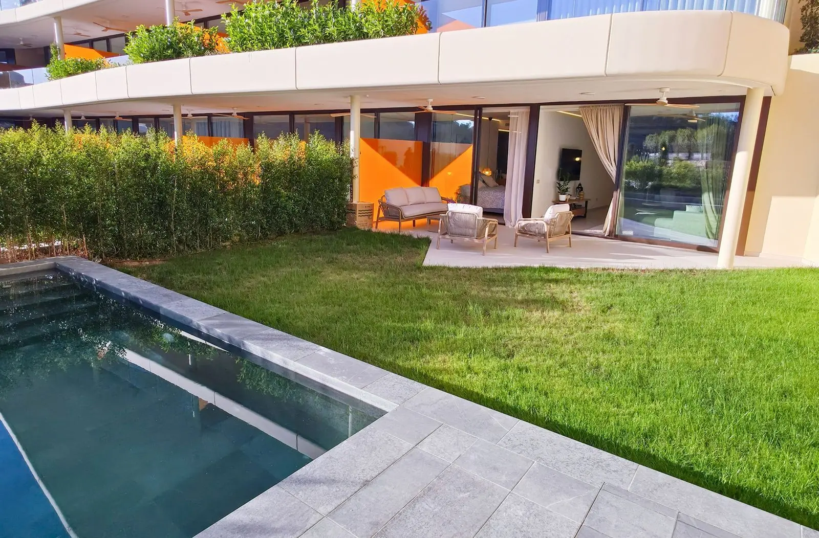 Apartamento bajo en Higuerón, Benalmádena
