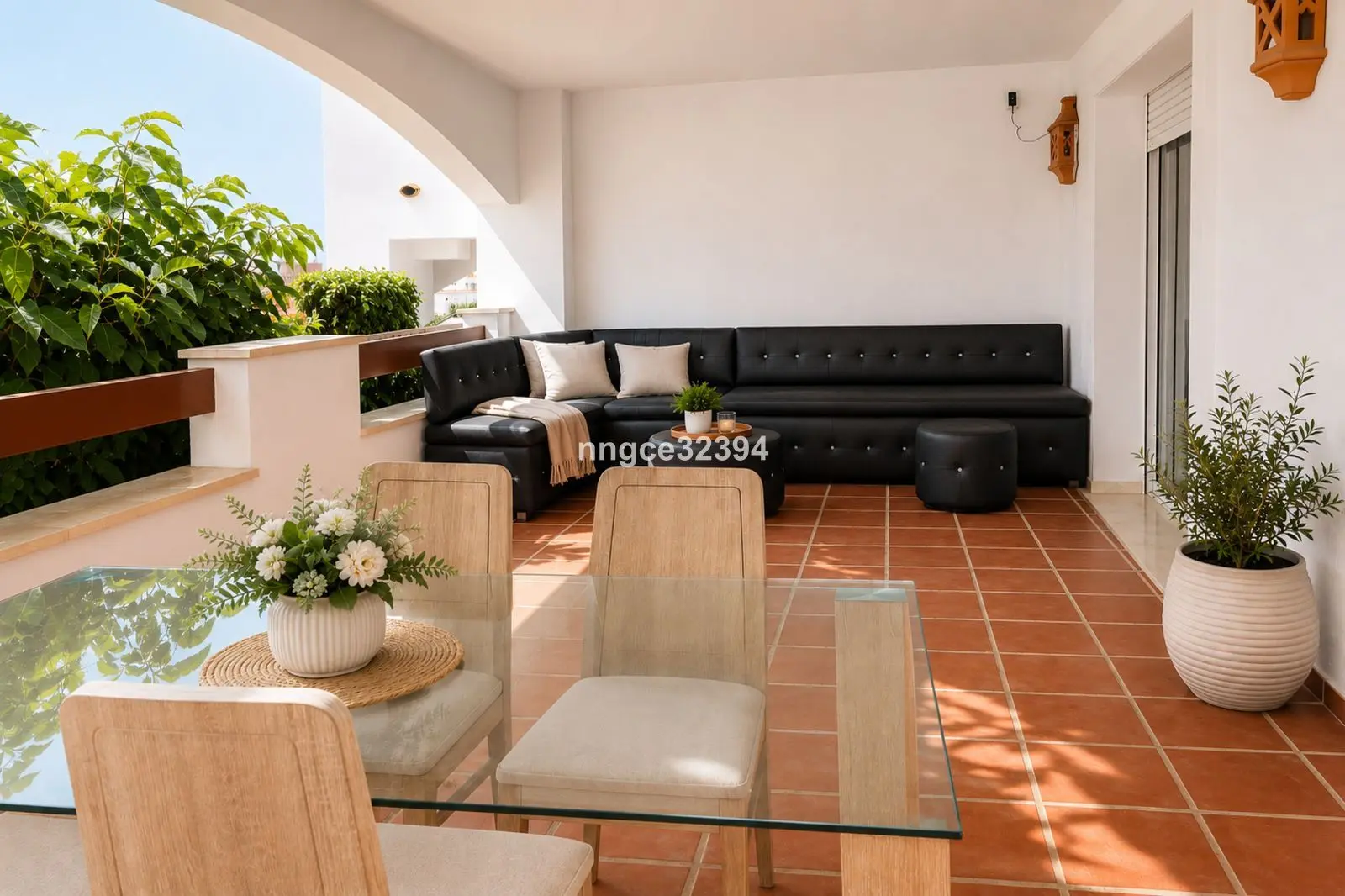 Apartamento bajo en Nueva Andalucía, Marbella