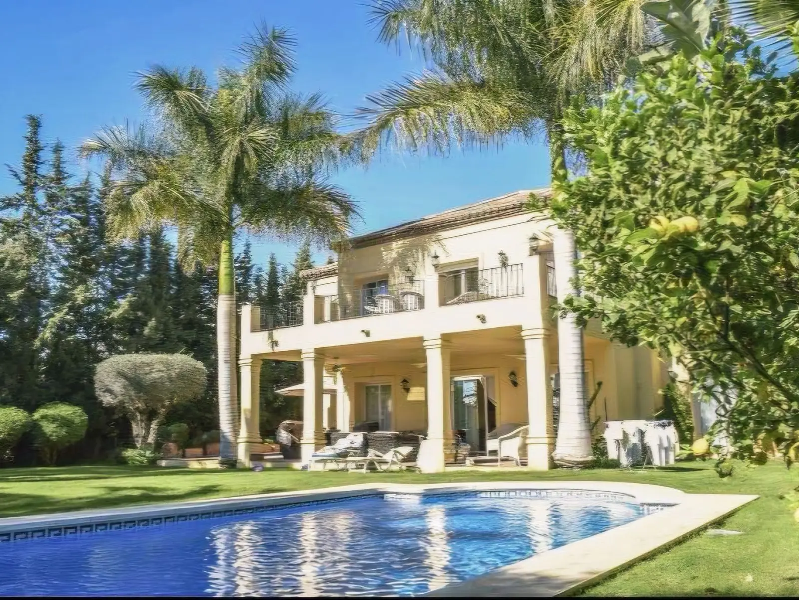 Villa à Nueva Andalucía, Marbella
