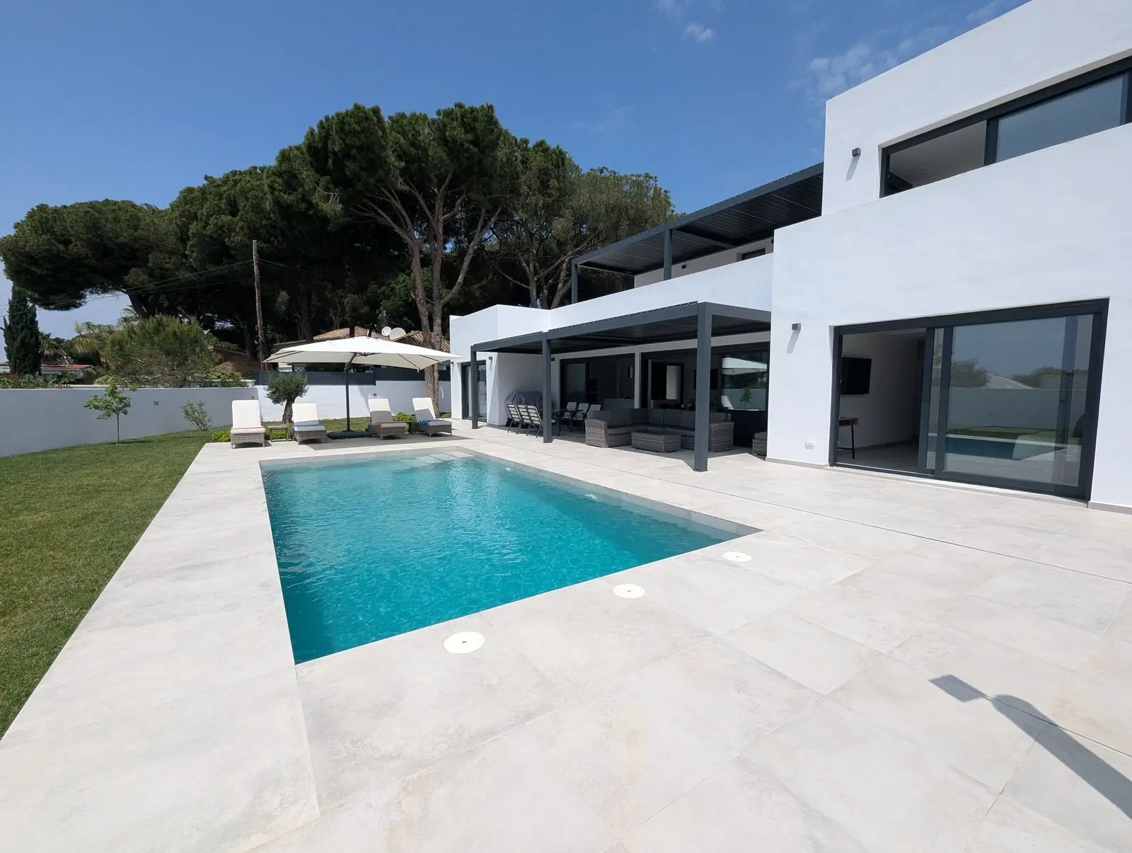 Villa en Cabopino, Marbella