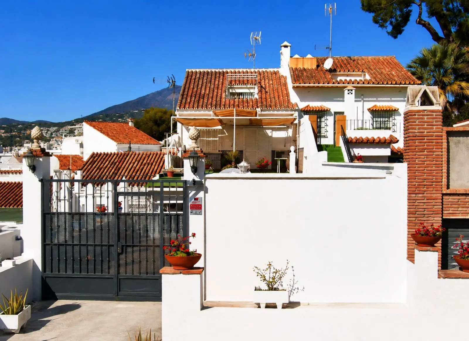 Maison mitoyenne à Nueva Andalucía, Marbella