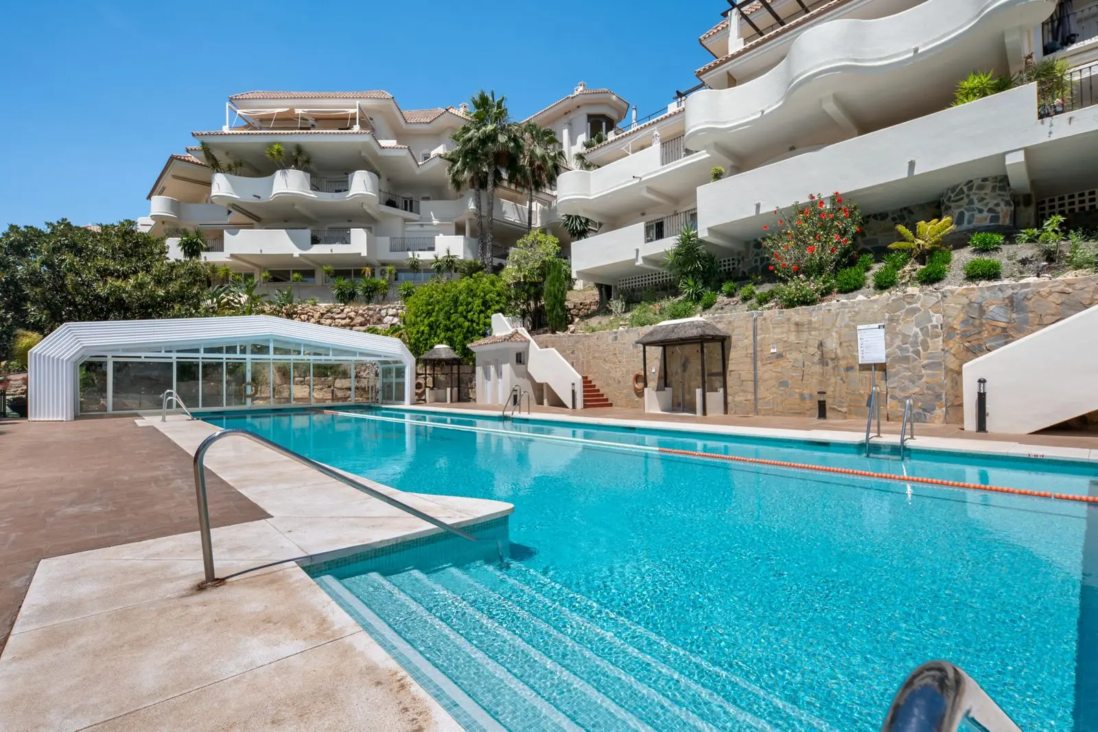 Penthouse à Nueva Andalucía, Marbella