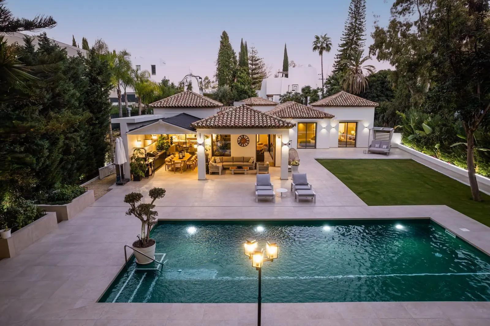Villa in Nueva Andalucía, Marbella