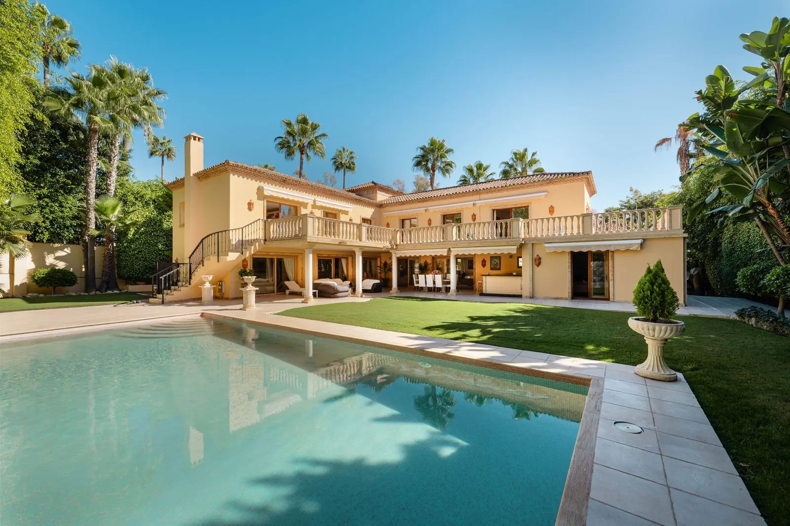 Villa in Nueva Andalucía, Marbella